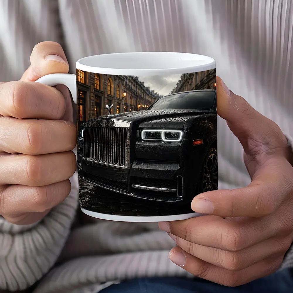 Rolls Royce Cullinan Black Rainy Paris Street – Mugs