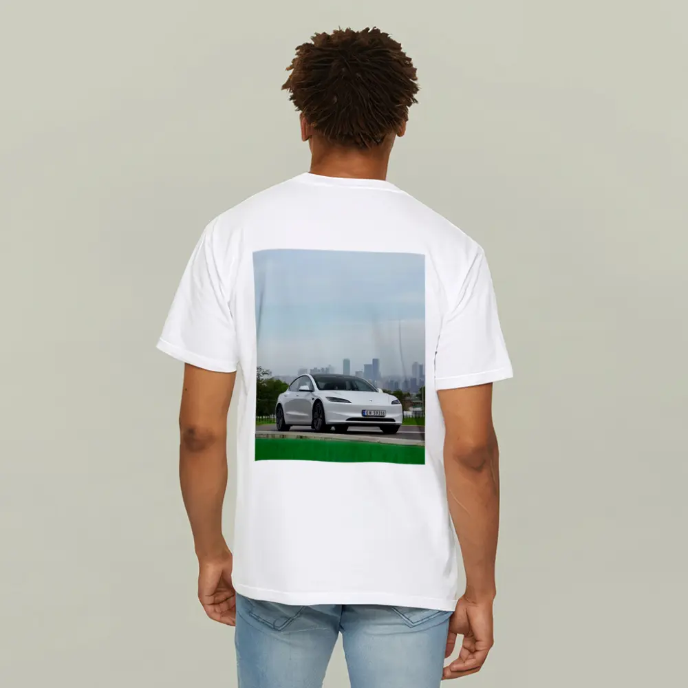 Tesla Model 3 White Car City Skyline – T-Shirts