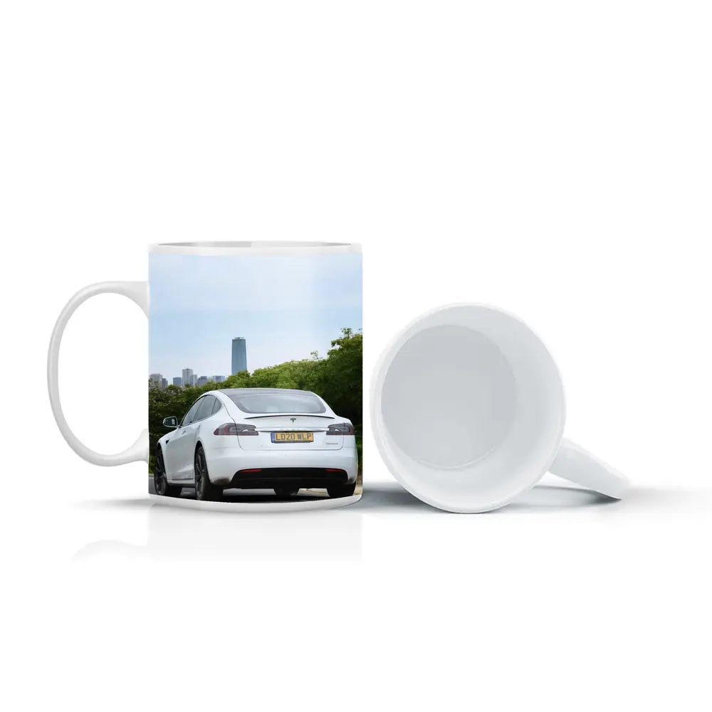Tesla Model S White City Skyline Drive – Mugs
