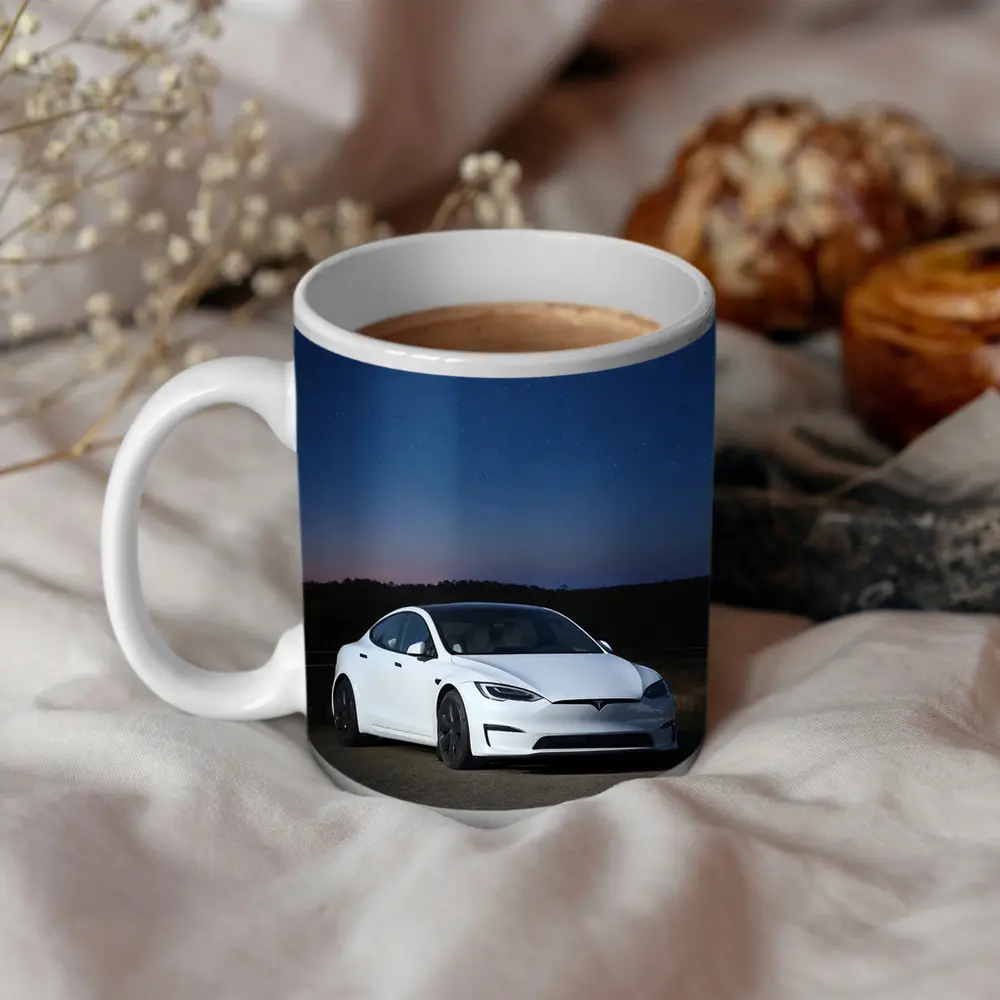Tesla Model S White Under Night Sky – Mugs