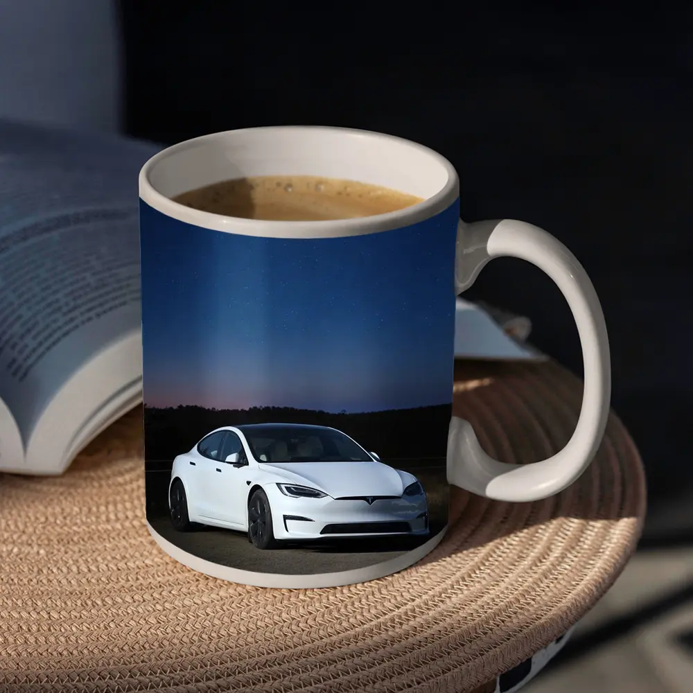 Tesla Model S White Under Night Sky – Mugs