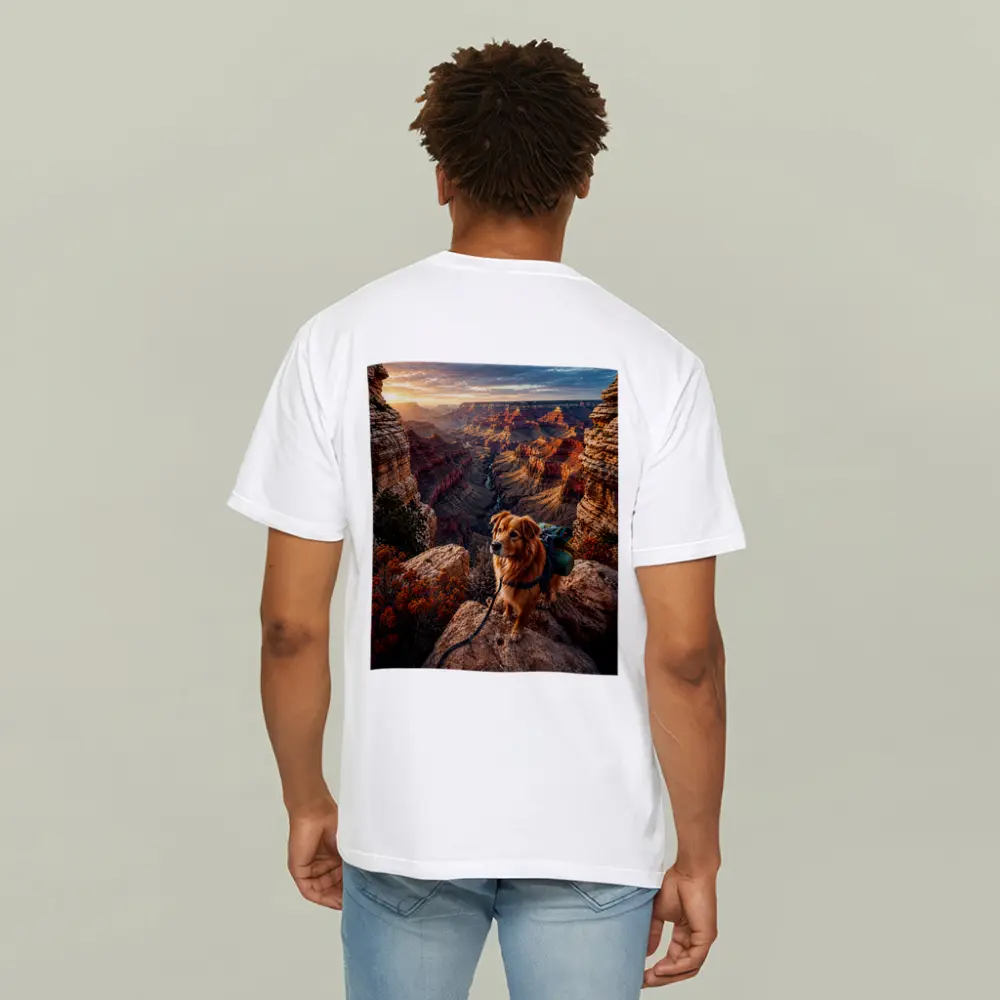 Golden Retriever Hiking Grand Canyon Sunset – T-Shirts