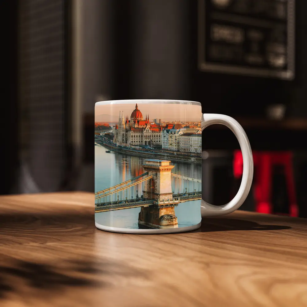 Budapest Chain Bridge Parliament Golden Sunset – Mugs