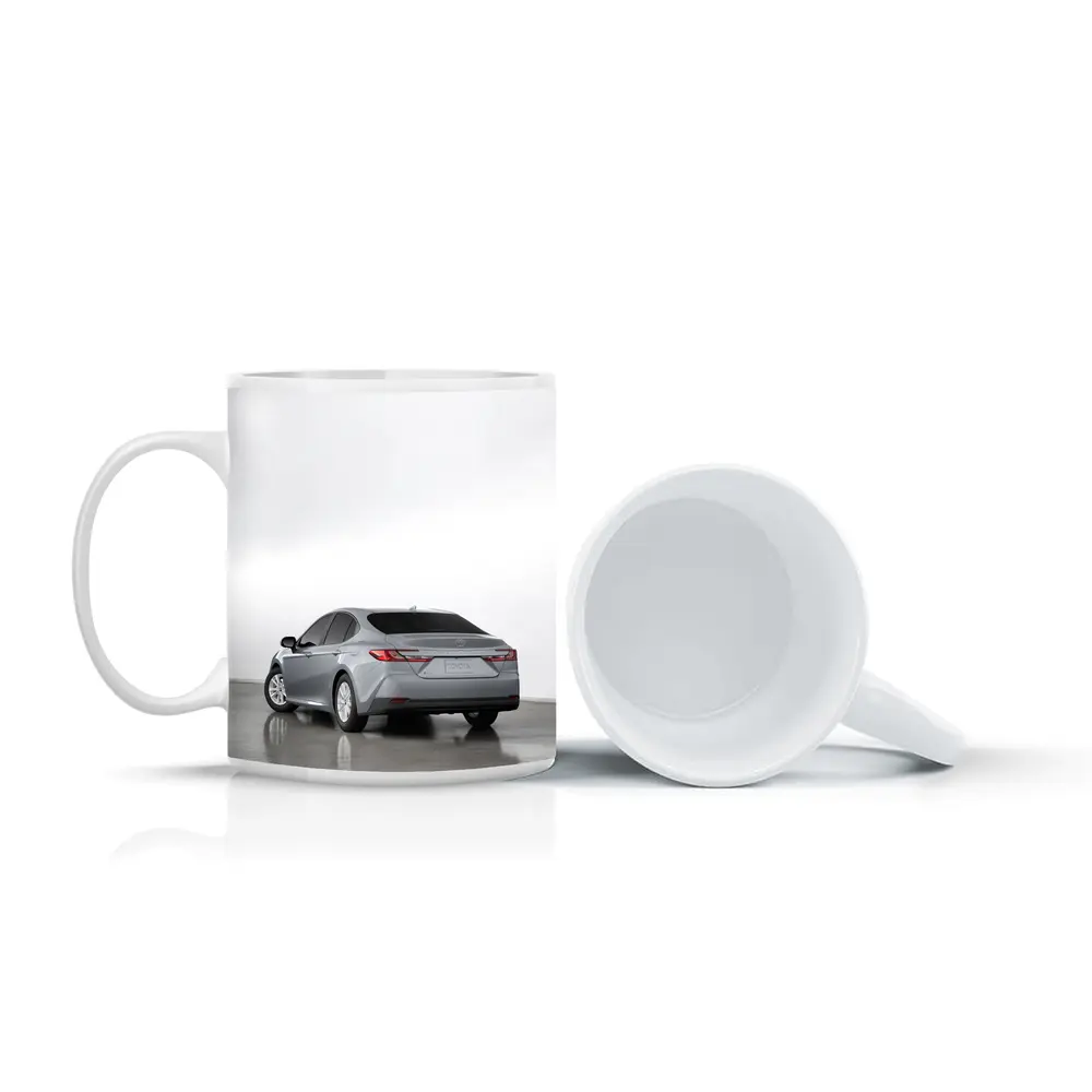 Toyota Camry Silver Sedan Studio Shot – Mugs