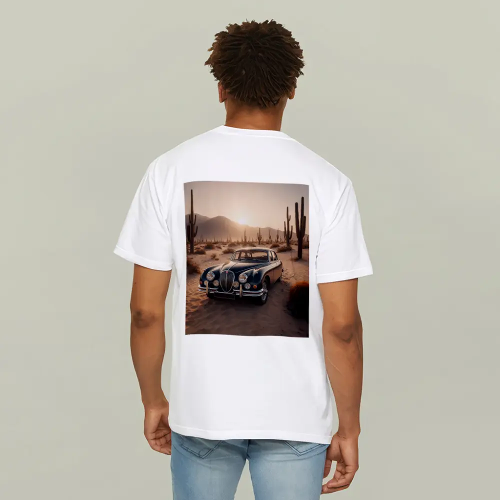 Vintage Jaguar Mark II Desert Sunset Scene – T-Shirts