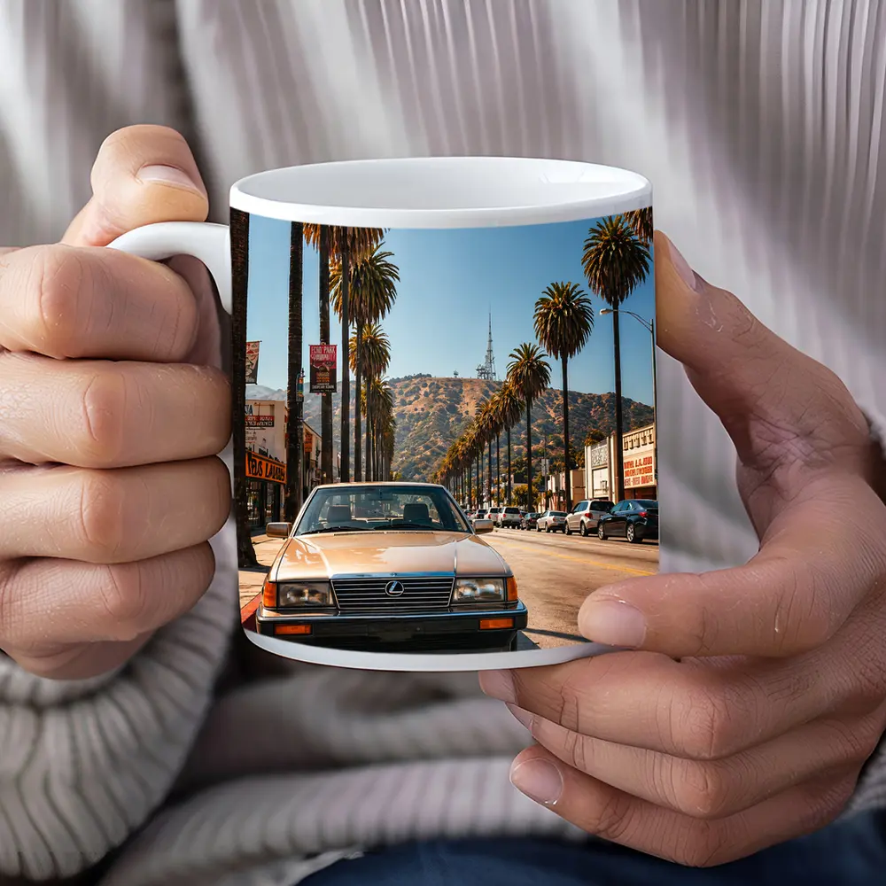 Vintage Lexus Parked on Los Angeles Street – Mugs