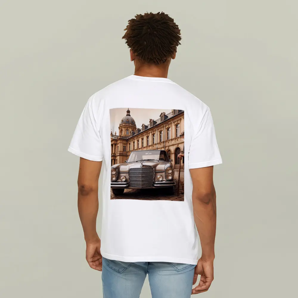 Vintage Mercedes Benz Classic Car Cobblestone Square – T-Shirts