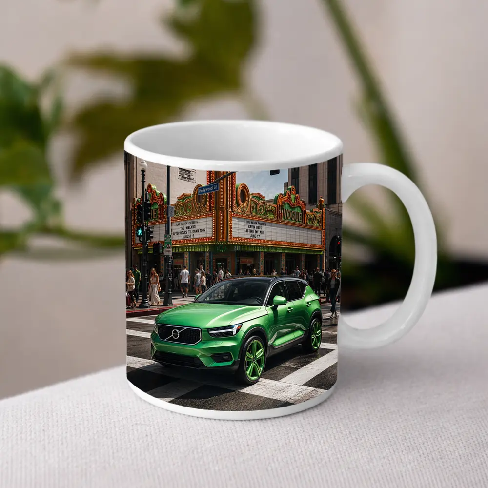 Volvo XC40 Green Hollywood Boulevard City Street – Mugs