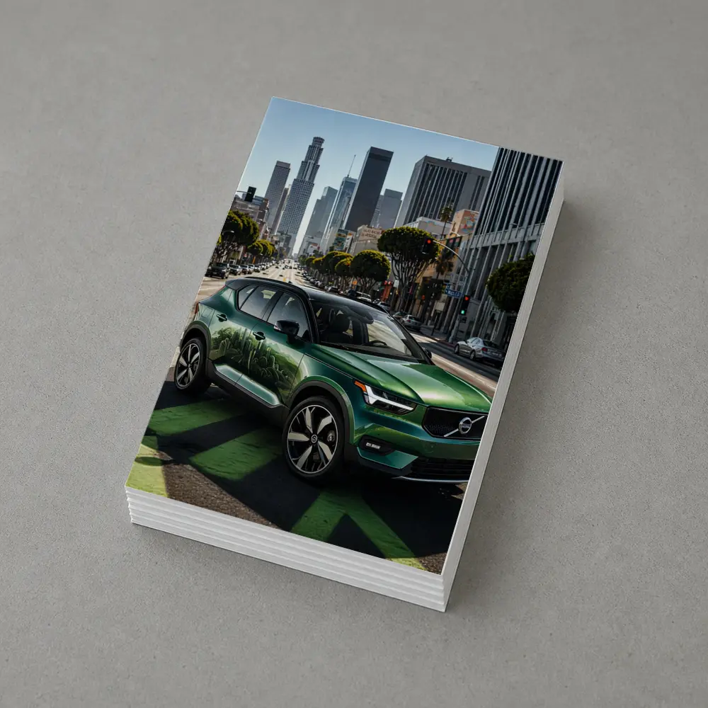 Volvo XC40 Green SUV Los Angeles Street – Postcards