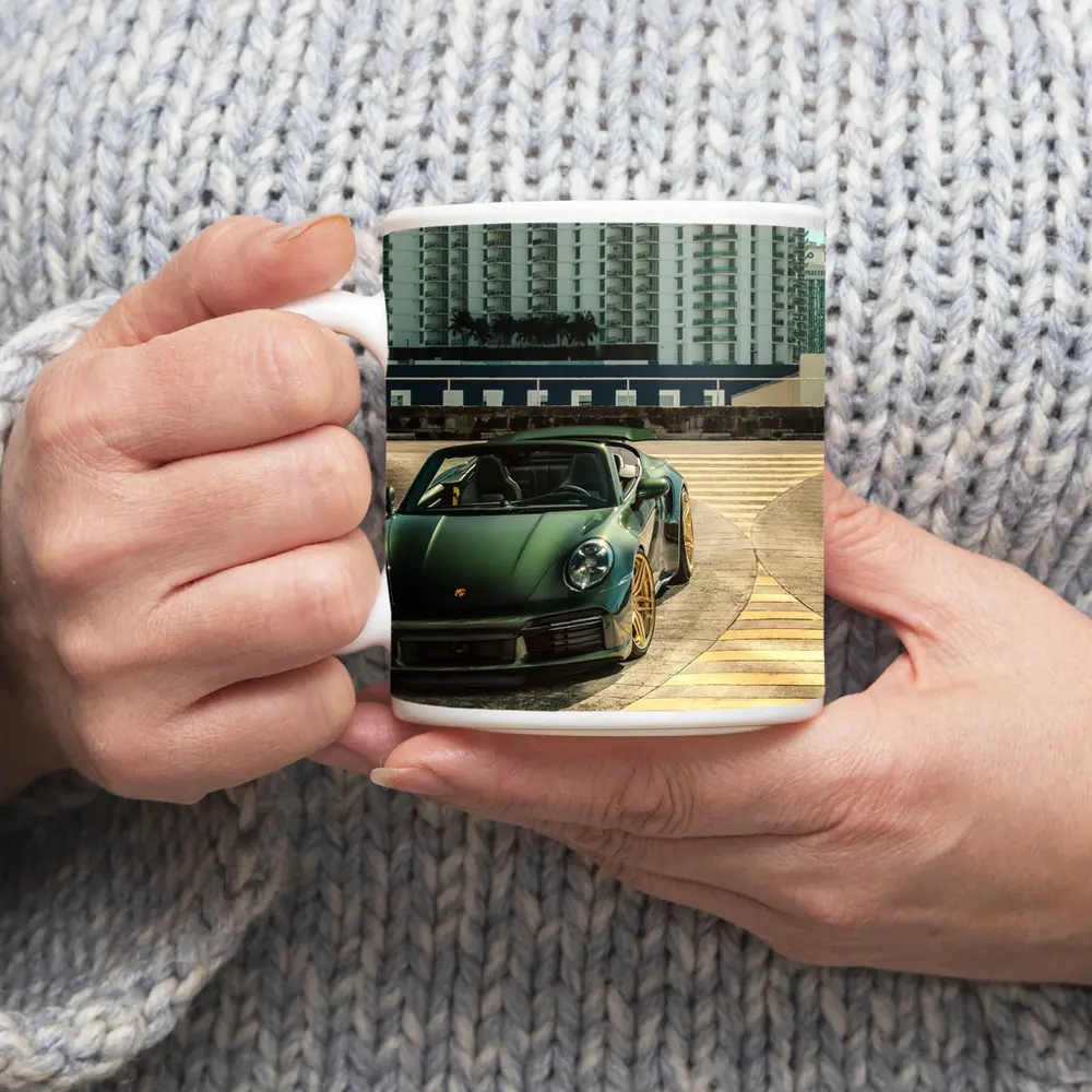 Porsche 911 Green City Waterfront Parking – Mugs