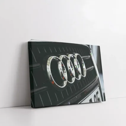 Audi Four Rings Chrome Grille Close Up