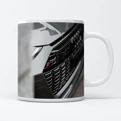 Audi RS Q8 Front Grille Close Up