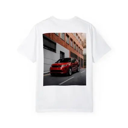 Red Land Rover Discovery Urban Street Scene