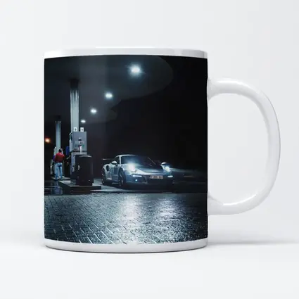 Porsche 911 GT3 RS Gas Station Night