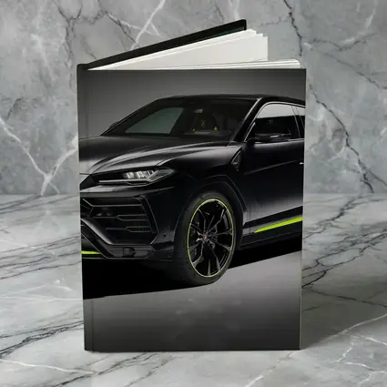 Lamborghini Urus Black Neon Green Studio