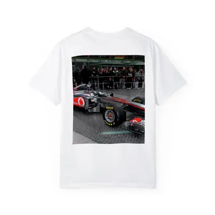 McLaren F1 Formula Race Car City Square