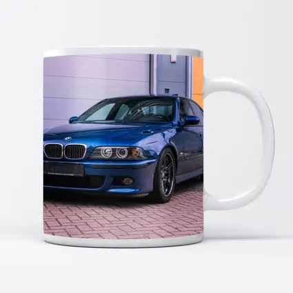 BMW E39 M5 Le Mans Blue Parking
