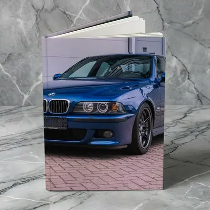 BMW E39 M5 Le Mans Blue Parking