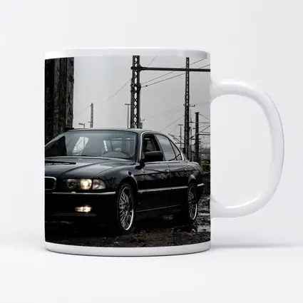 BMW 740i E38 Black Industrial Rainy Setting