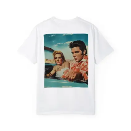Elvis Style Couple Retro Convertible Desert Drive