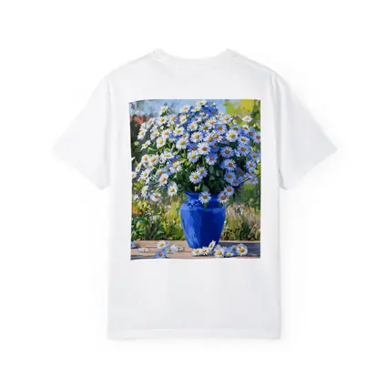 Daisy Bouquet Blue Vase Garden Setting