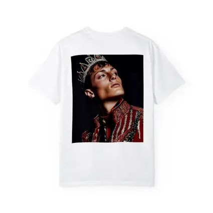 Young King Crown Red Ornate Dark Background