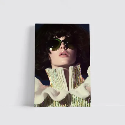 Retro Woman Green Sunglasses Sequin Fashion Portrait