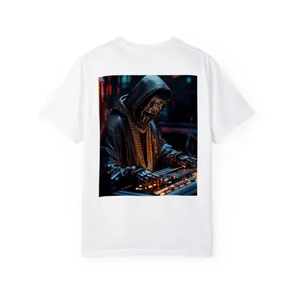 Cyberpunk Hooded Figure Gold Chain DJ