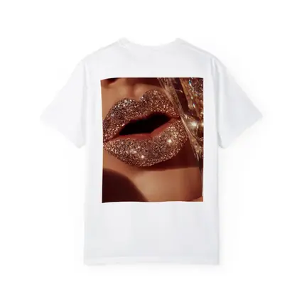 Gold Glitter Lips Champagne Glass Close Up