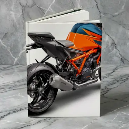 KTM Super Duke R Naked Streetfighter Motorcycle