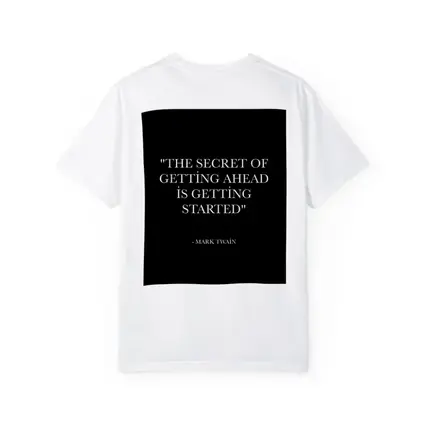 Mark Twain Quote Black Minimal Typography