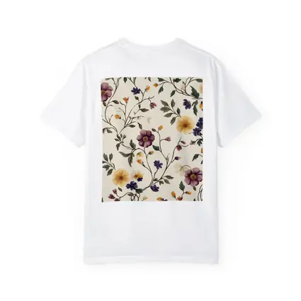 Vintage Botanical Floral Vine Pattern Beige Background