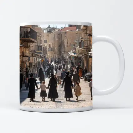 Orthodox Jewish Families Walking Jerusalem Old City Street