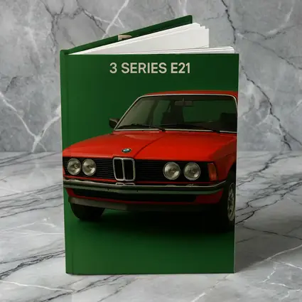 BMW 3 Series E21 Red Green Background