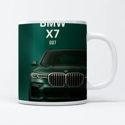 BMW X7 G07 Green Studio Front View
