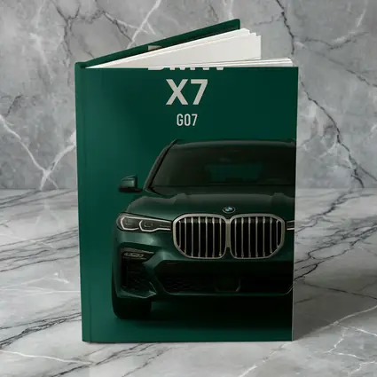 BMW X7 G07 Green Studio Front View