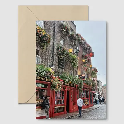 Temple Bar Pub Dublin Street Scene