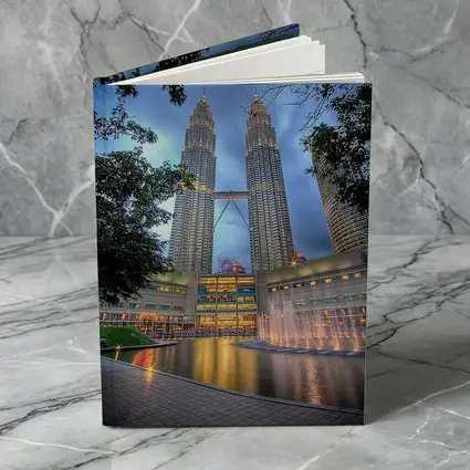 Petronas Twin Towers Kuala Lumpur Night Fountains