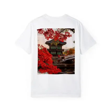 Korean Palace Pavilion Red Autumn Leaves