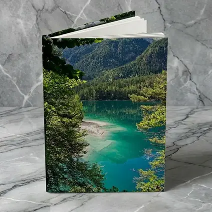 Turquoise Alpine Lake Mountain Forest View