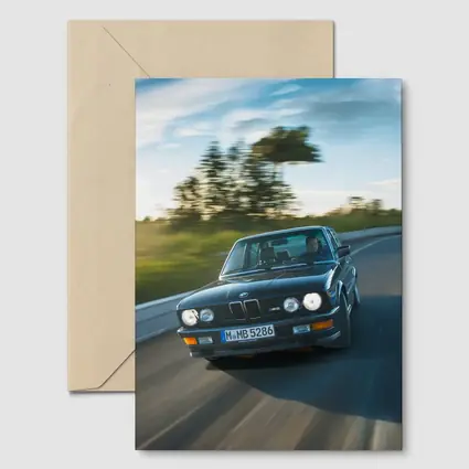 BMW M5 E28 Classic Black Road Drive