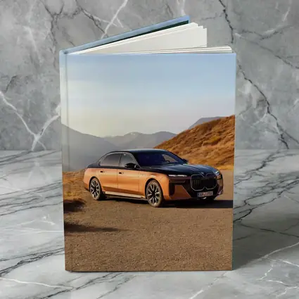BMW i7 M70 Mountain Road Copper Black