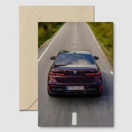 BMW i7 M70 xDrive Purple On Road