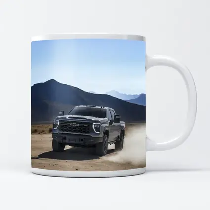 Chevrolet Silverado HD Desert Mountains Drive
