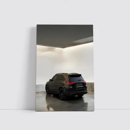 Mercedes GLE Class Black Minimal Garage
