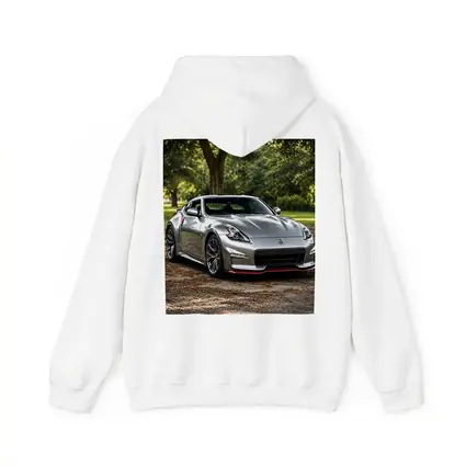 Nissan 370Z Silver Nismo Park Setting