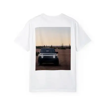 Rivian R1S Electric SUV Desert Dusk