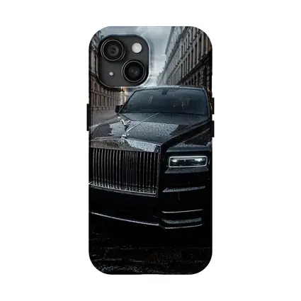 Rolls Royce Cullinan Black Rainy City Street