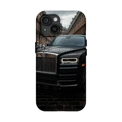 Rolls Royce Cullinan Black Wet City Street