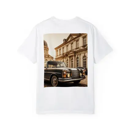 Vintage Mercedes Benz Classic European Architecture Scene